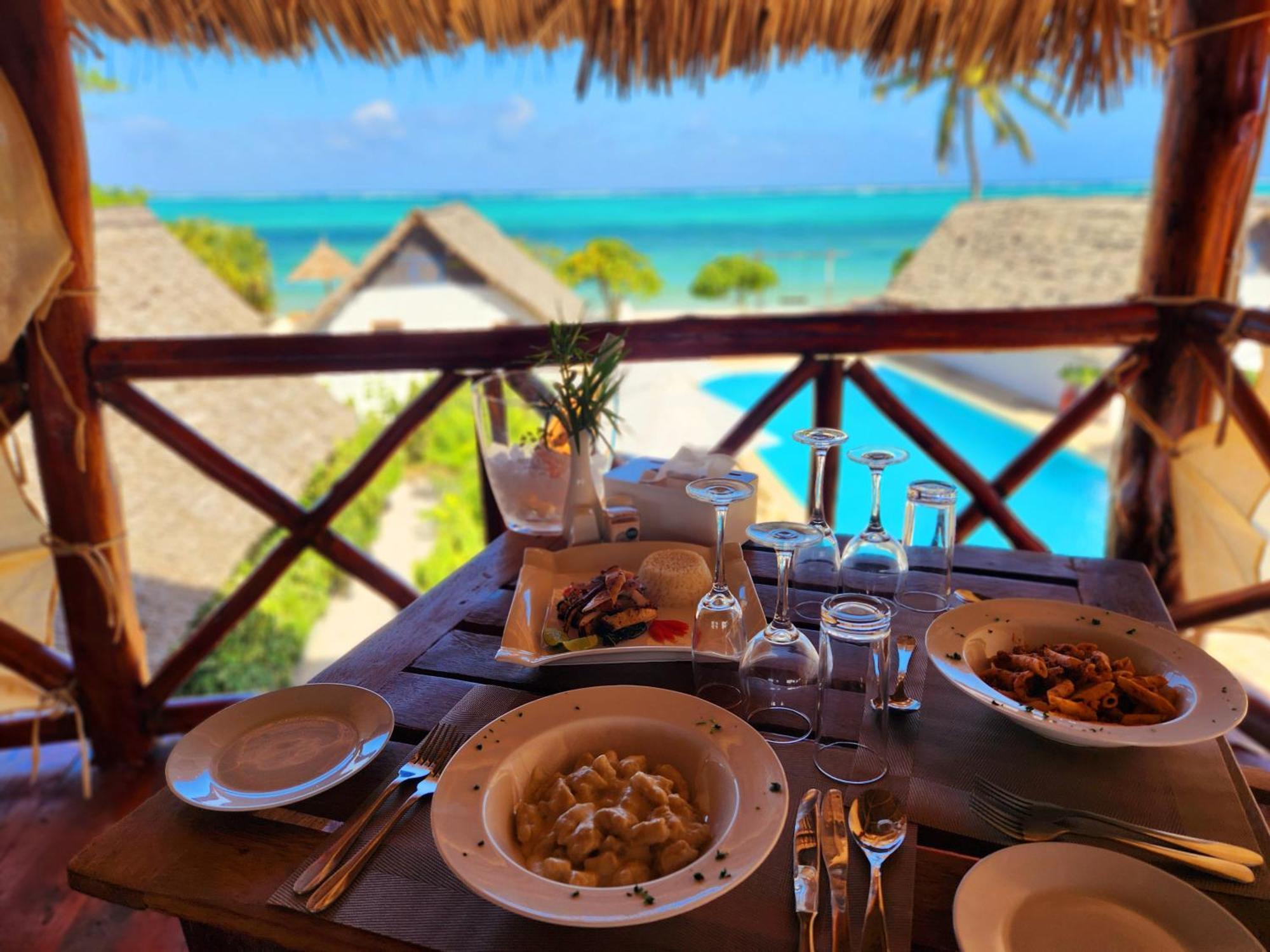 Almas Beach Boutique Hotel Makunduchi Eksteriør billede