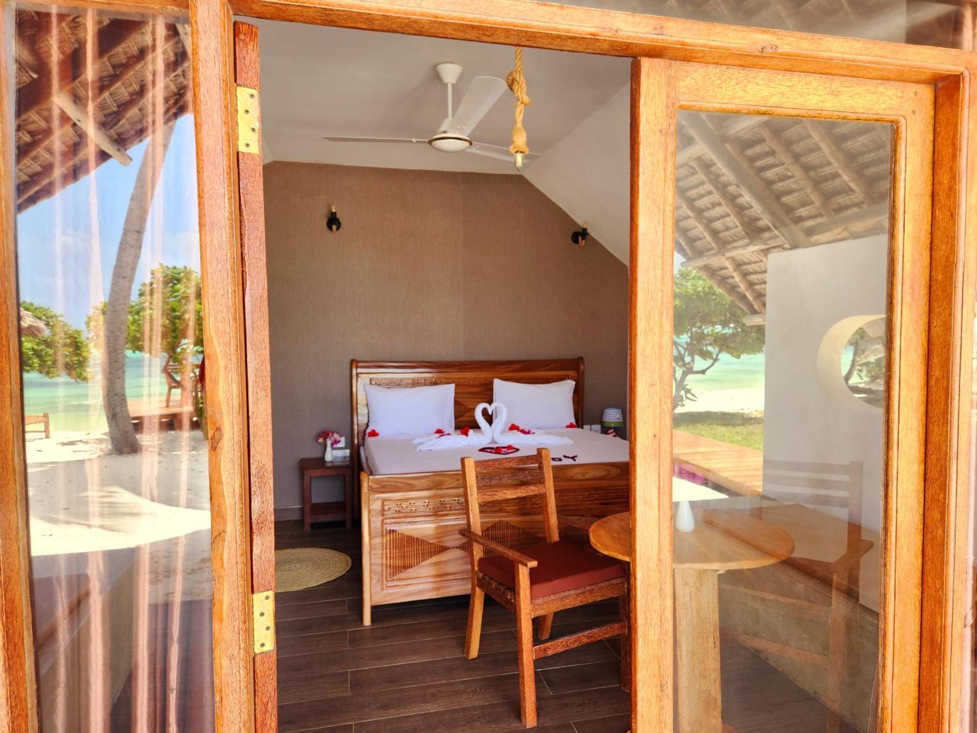 Almas Beach Boutique Hotel Makunduchi Eksteriør billede