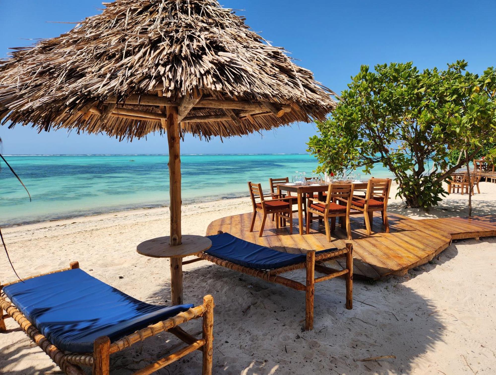 Almas Beach Boutique Hotel Makunduchi Eksteriør billede
